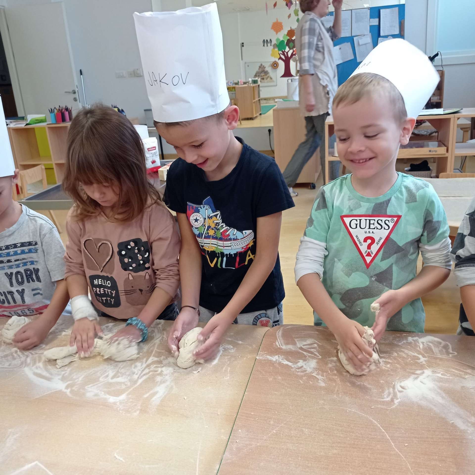 Vrijedne ruke naših leptirića obilježile su i ove godine Dane kruha.