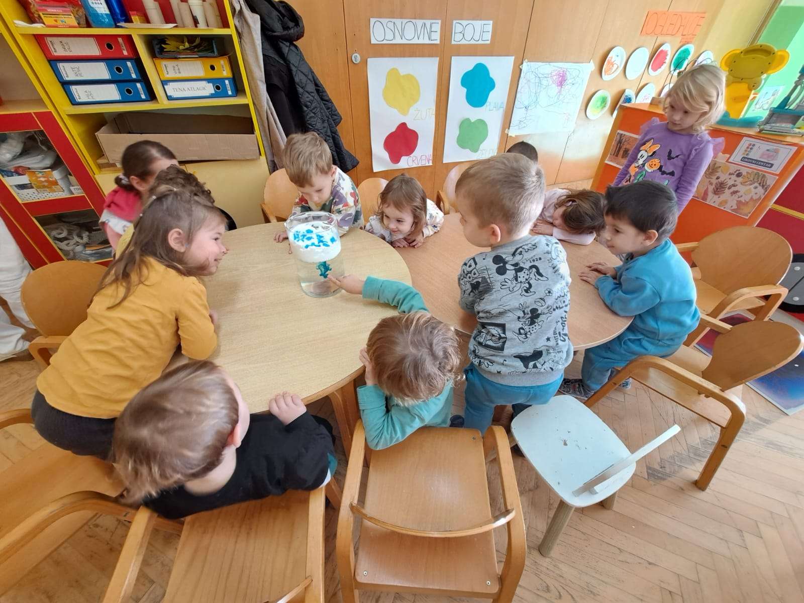 Istraživačko spoznajna aktivnost- kako nastaje kiša?
