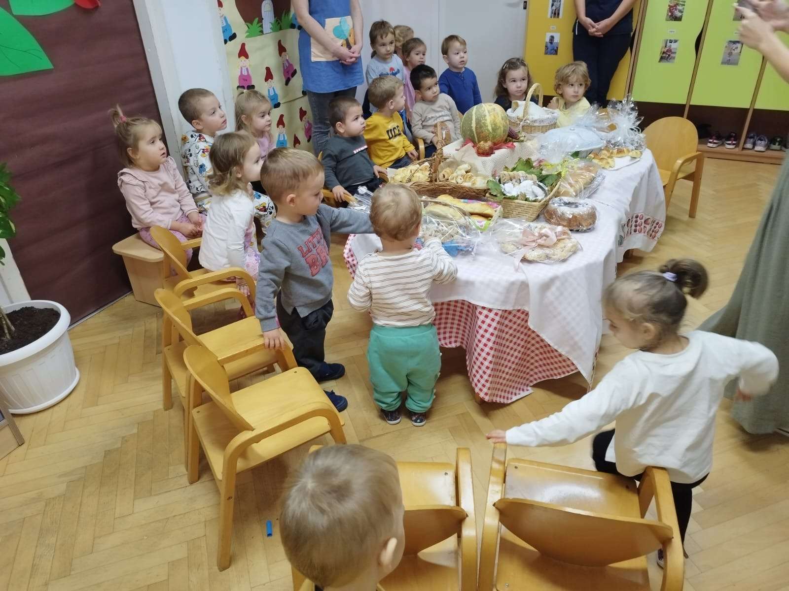 Naše male bubamarice obilježile su Dane kruha.