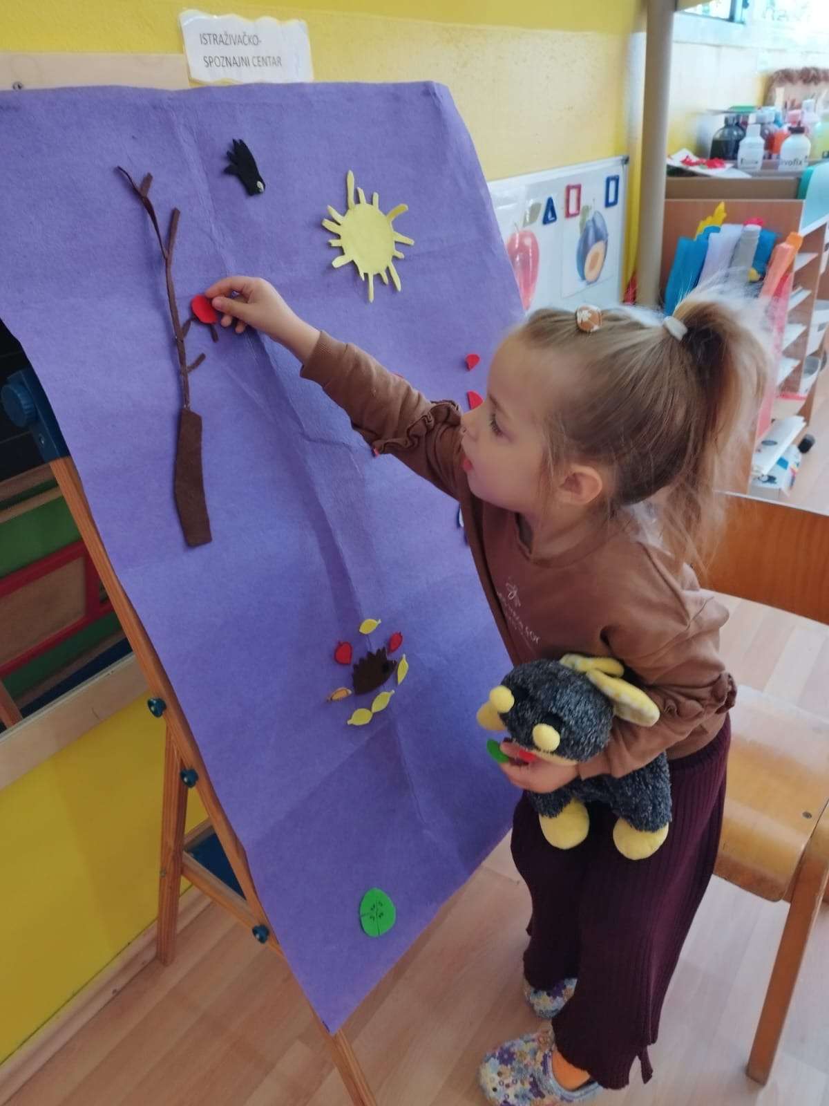 Obilježavanje Dana jabuke uz tjedne aktivnosti poticanja zdrave prehrane.