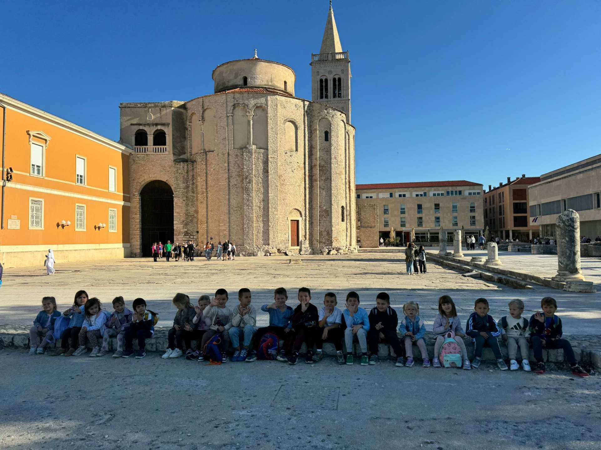 Papigice i Zečići u posjeti Kazalištu lutaka Zadar!